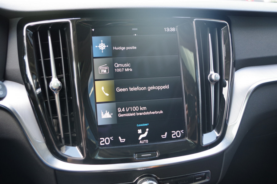 Volvo V60 2.0 T6 350 PK Recharge AWD R-Design, Panoramadak, Adap. Cruise Control, 360 Camera, Leder