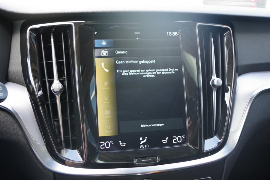 Volvo V60 2.0 T6 350 PK Recharge AWD R-Design, Panoramadak, Adap. Cruise Control, 360 Camera, Leder