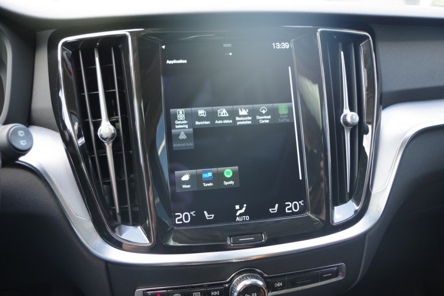 Volvo V60 2.0 T6 350 PK Recharge AWD R-Design, Panoramadak, Adap. Cruise Control, 360 Camera, Leder