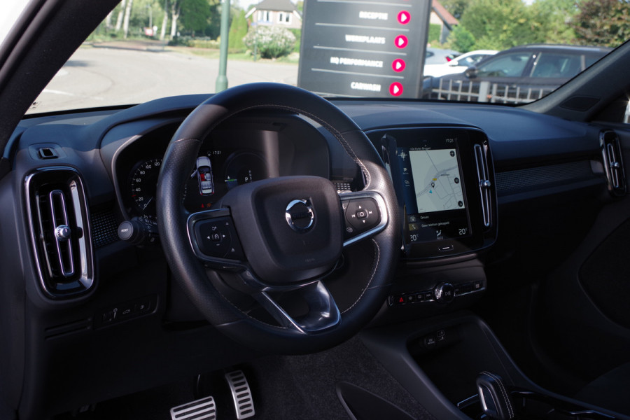 Volvo XC40 1.5 T5 262 PK Recharge R-Design PHEV, Trekhaak, Adap. Cruise Control, Winterpakket, LED