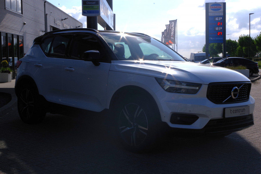 Volvo XC40 1.5 T5 262 PK Recharge R-Design PHEV, Trekhaak, Adap. Cruise Control, Winterpakket, LED