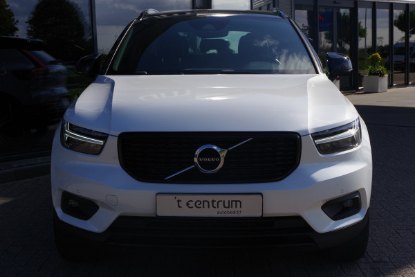 Volvo XC40 1.5 T5 262 PK Recharge R-Design PHEV, Trekhaak, Adap. Cruise Control, Winterpakket, LED