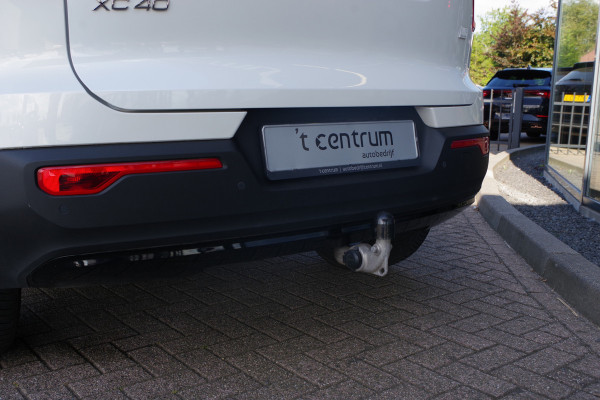 Volvo XC40 1.5 T5 262 PK Recharge R-Design PHEV, Trekhaak, Adap. Cruise Control, Winterpakket, LED