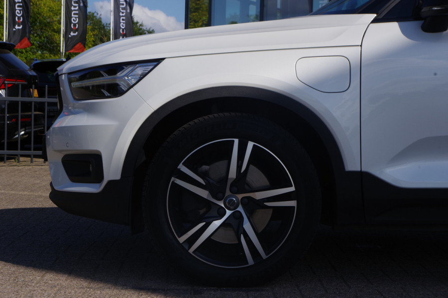 Volvo XC40 1.5 T5 262 PK Recharge R-Design PHEV, Trekhaak, Adap. Cruise Control, Winterpakket, LED