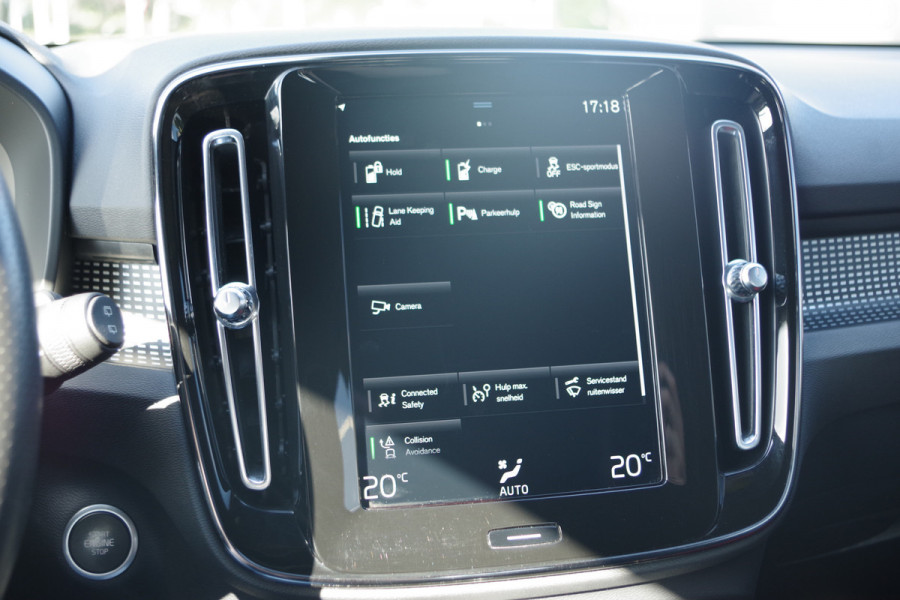 Volvo XC40 1.5 T5 262 PK Recharge R-Design PHEV, Trekhaak, Adap. Cruise Control, Winterpakket, LED