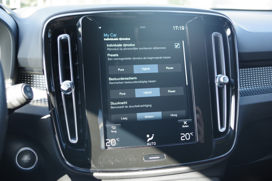 Volvo XC40 1.5 T5 262 PK Recharge R-Design PHEV, Trekhaak, Adap. Cruise Control, Winterpakket, LED