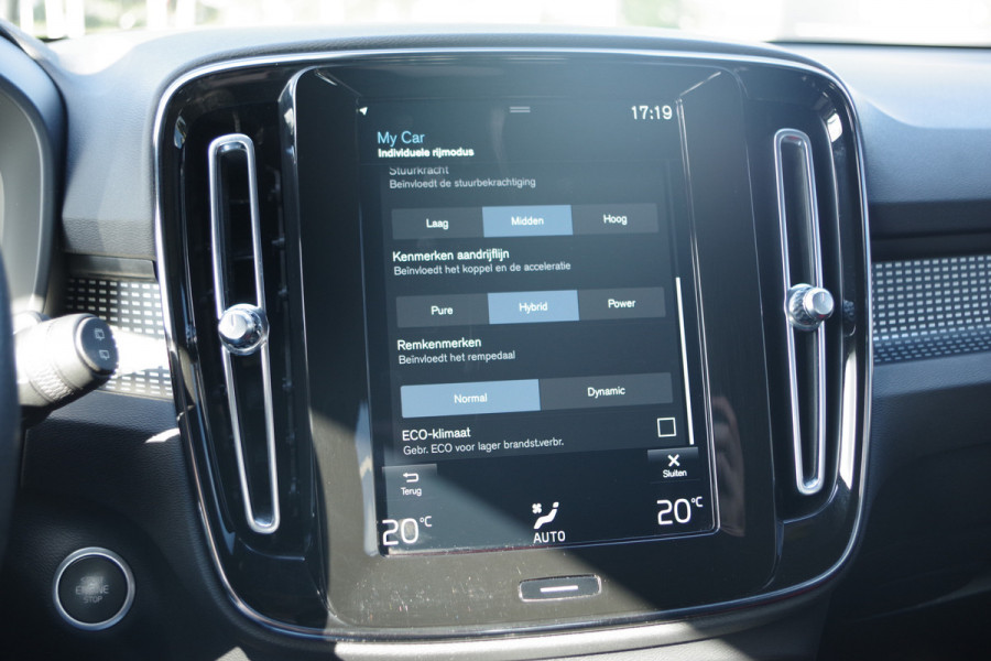 Volvo XC40 1.5 T5 262 PK Recharge R-Design PHEV, Trekhaak, Adap. Cruise Control, Winterpakket, LED