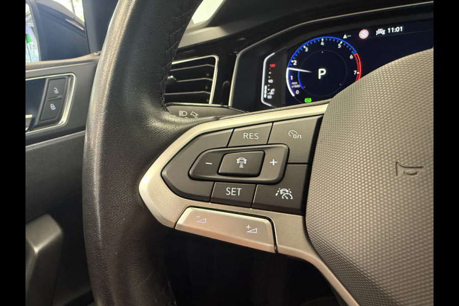 Volkswagen Polo 1.0 TSI R-Line Panoramadak IQ-light VCP Navigatie