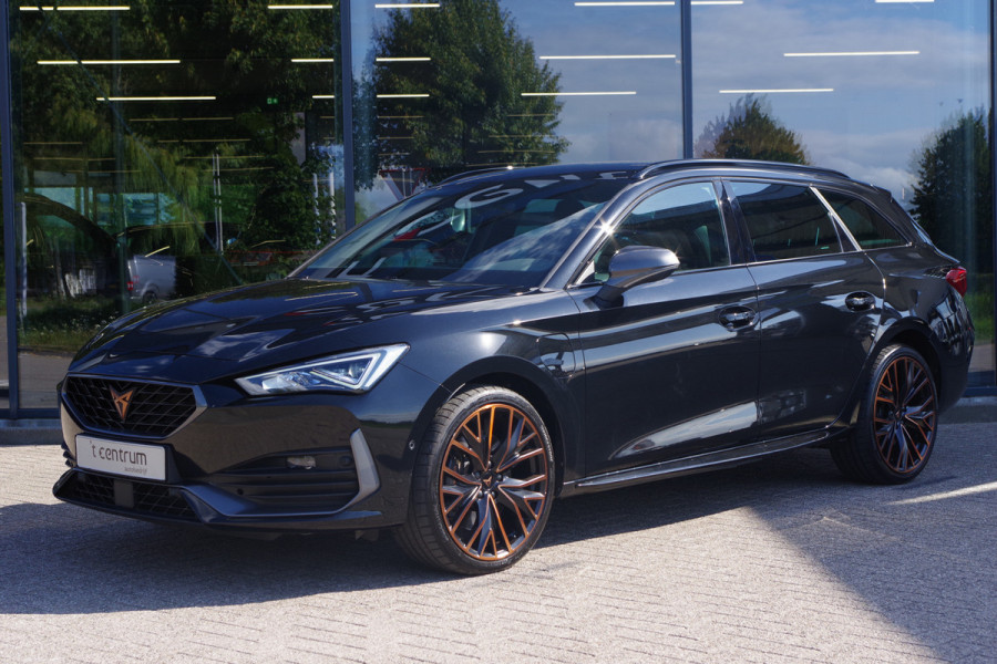 CUPRA Leon Sportstourer 1.4 e-Hybrid 245 PK VZ Copper Edition PHEV, Trekhaak, Adap. Cruise Control, Camera