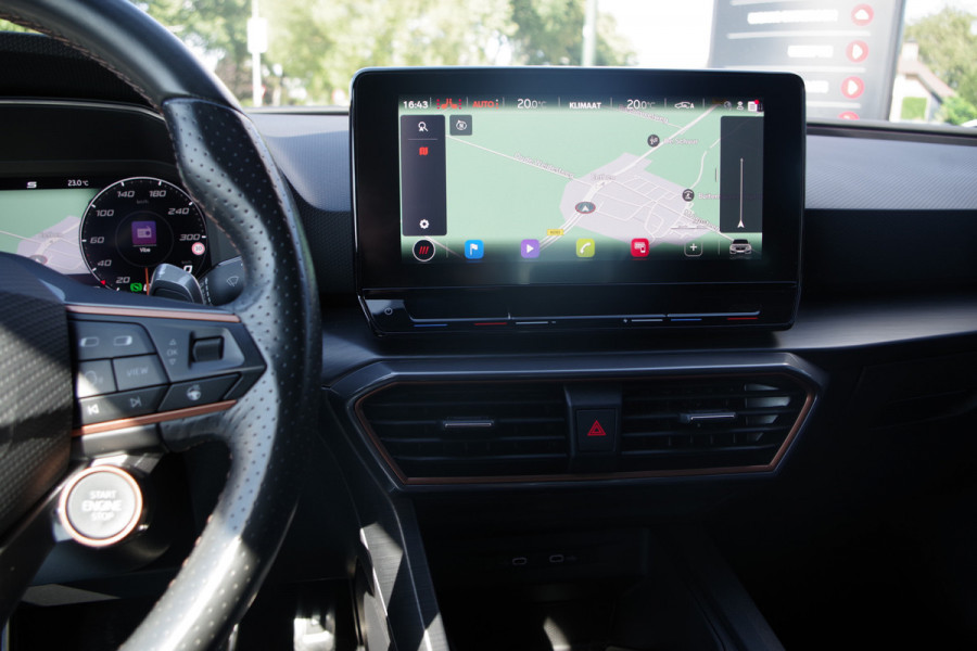 CUPRA Leon Sportstourer 1.4 e-Hybrid 245 PK VZ Copper Edition PHEV, Trekhaak, Adap. Cruise Control, Camera