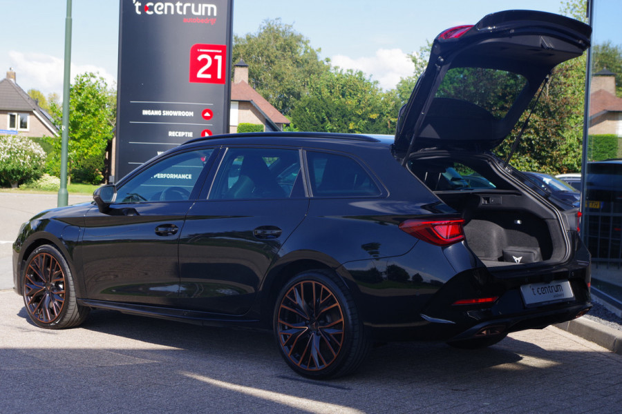 CUPRA Leon Sportstourer 1.4 e-Hybrid 245 PK VZ Copper Edition PHEV, Trekhaak, Adap. Cruise Control, Camera