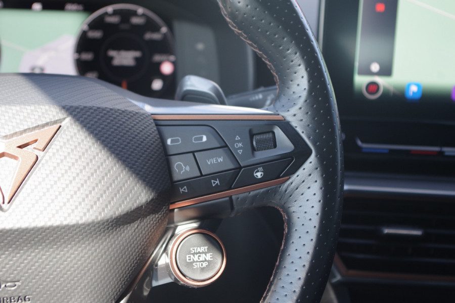 CUPRA Leon Sportstourer 1.4 e-Hybrid 245 PK VZ Copper Edition PHEV, Trekhaak, Adap. Cruise Control, Camera