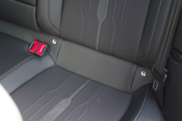 CUPRA Leon Sportstourer 1.4 e-Hybrid 245 PK VZ Copper Edition PHEV, Trekhaak, Adap. Cruise Control, Camera