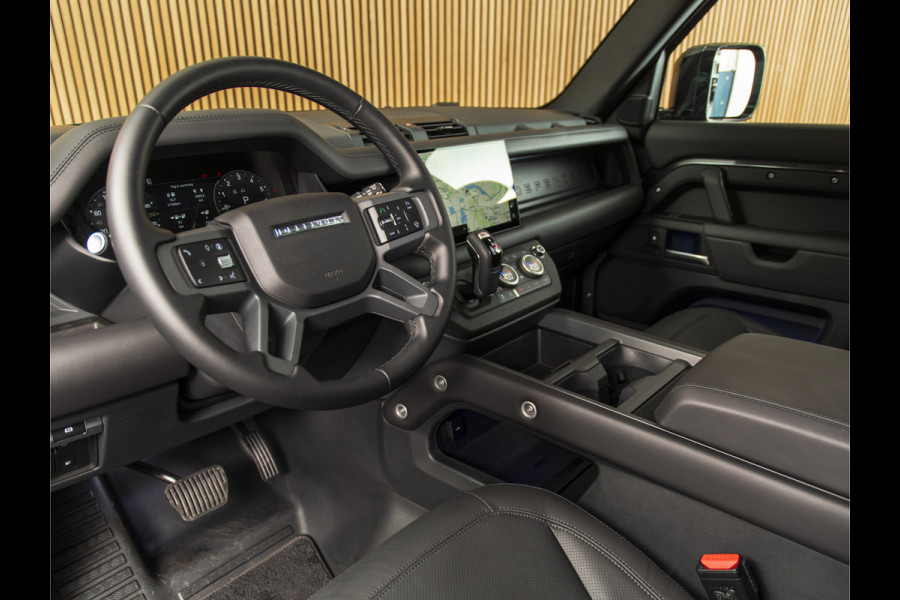 Land Rover Defender 110 2.0 P300e 110 X-Dynamic HSE HUD-PANO-MERIDIAN-22"