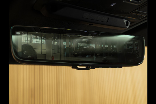 Land Rover Defender 110 2.0 P300e 110 X-Dynamic HSE HUD-PANO-MERIDIAN-22"