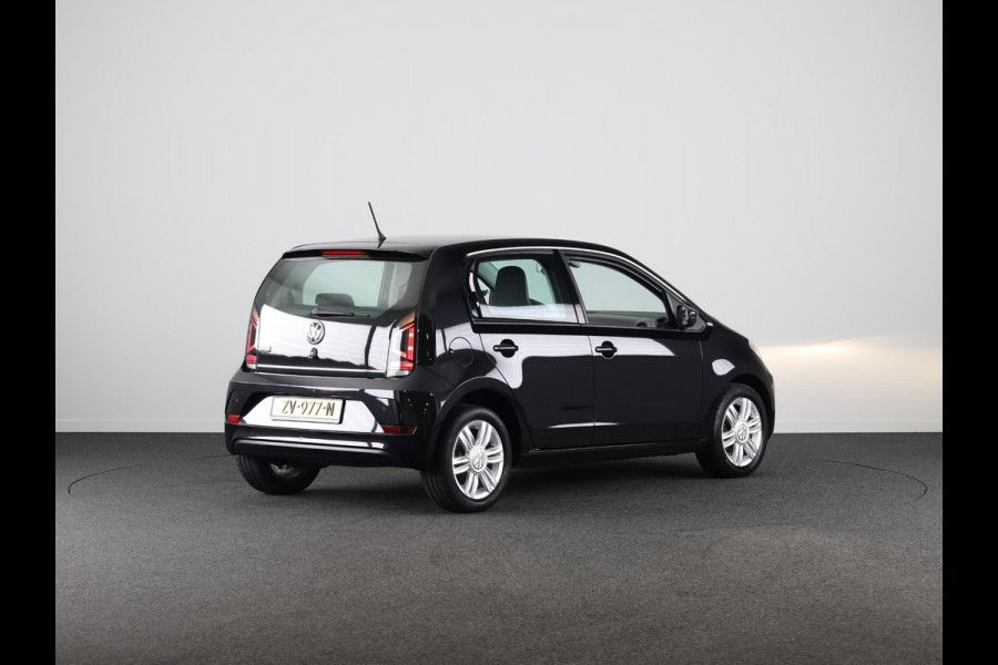 Volkswagen up! 1.0 BMT high up! | Parkeersensoren | Multistuur | Airco | Navigatie via app |