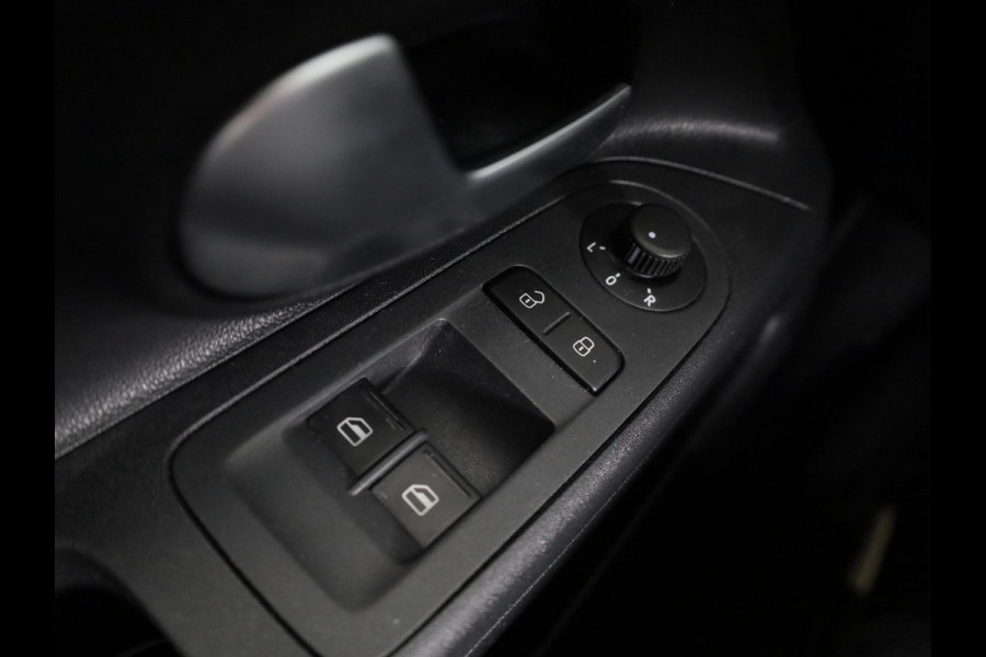 Volkswagen up! 1.0 BMT high up! | Parkeersensoren | Multistuur | Airco | Navigatie via app |