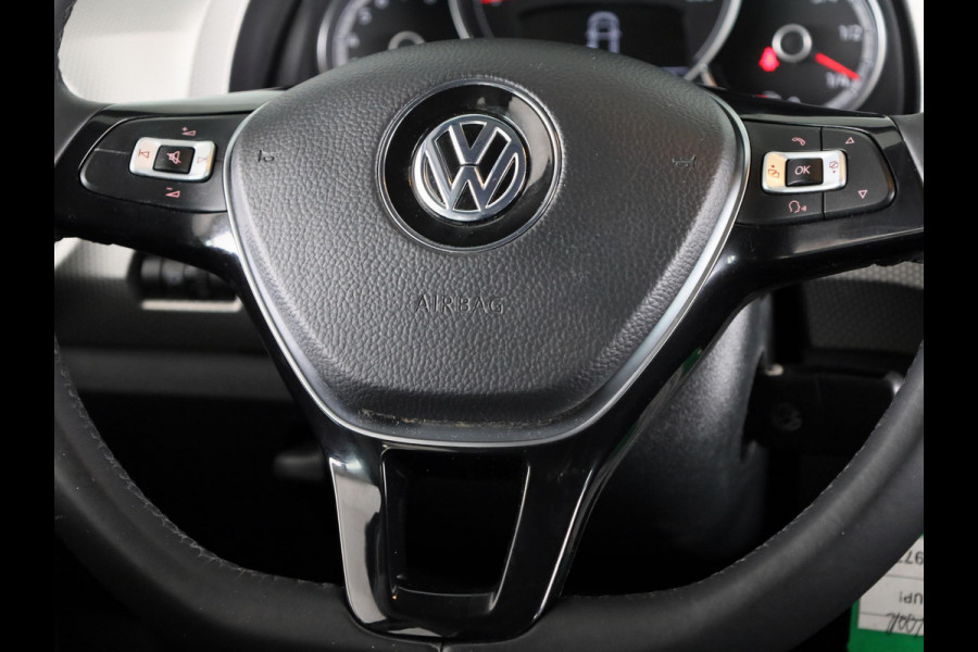 Volkswagen up! 1.0 BMT high up! | Parkeersensoren | Multistuur | Airco | Navigatie via app |