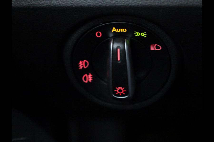 Volkswagen up! 1.0 BMT high up! | Parkeersensoren | Multistuur | Airco | Navigatie via app |