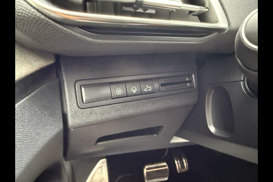 Peugeot 3008 1.2 Hybrid 136 GT