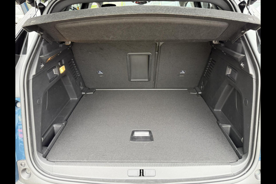 Peugeot 3008 1.2 Hybrid 136 GT