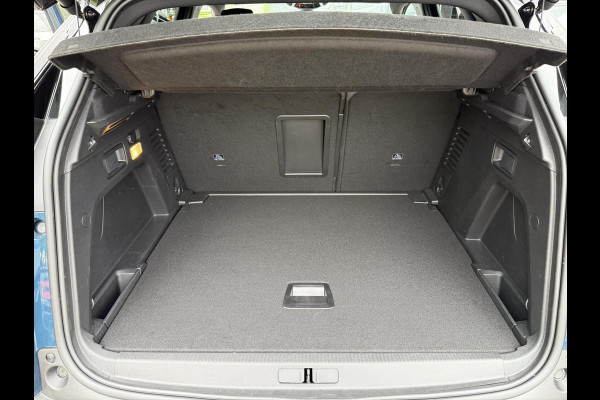 Peugeot 3008 1.2 Hybrid 136 GT
