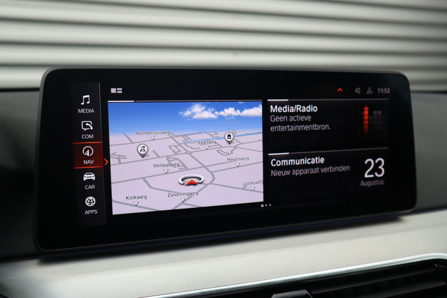 BMW 5 Serie Touring 530i High Executive M-Sport Bernina Grau / Pano / Camera / Laser