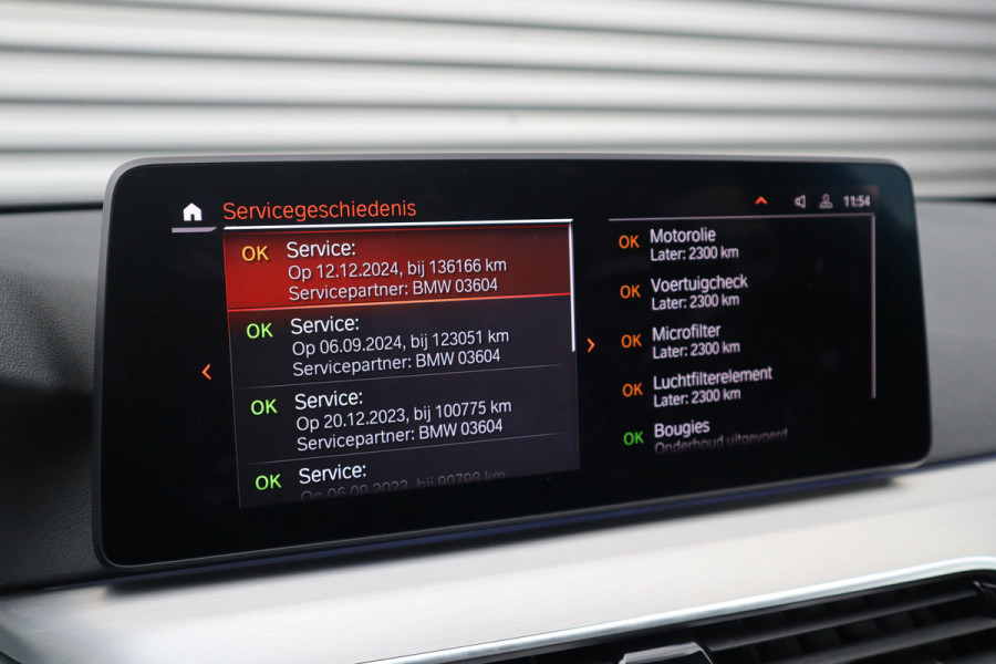 BMW 5 Serie Touring 530i High Executive M-Sport Bernina Grau / Pano / Camera / Laser