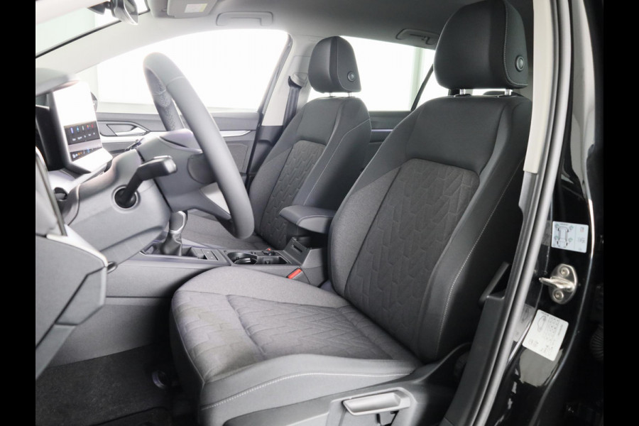 Volkswagen GOLF Variant Life Edition 1.5 eTSI 85 kW / 116 pk Variant 7 ver | Achteruitrijcamera | Keyless start | Carplay | Navigatie | Stoelverwarming |