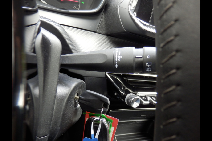 Peugeot 208 1.2 PureTech Active I Navigatie I Airco I
