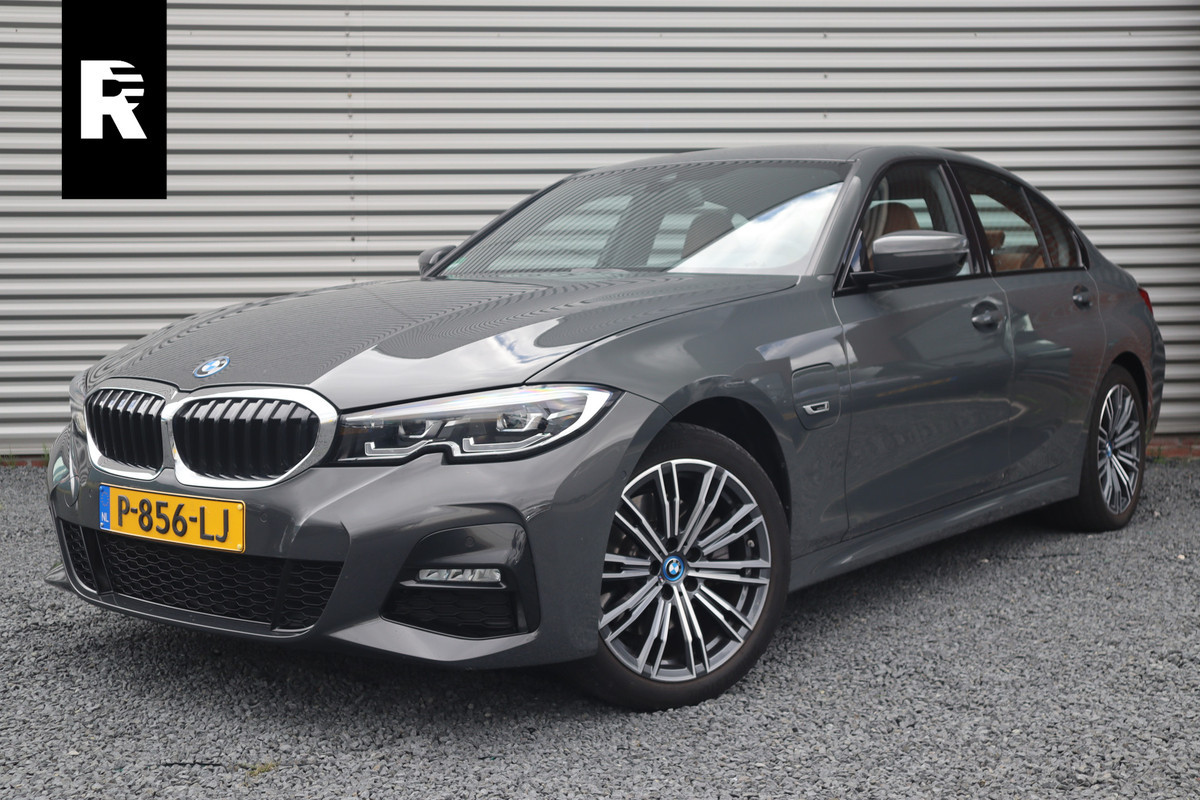 BMW 3-serie M-Sport M Schaalstoelen / Dravit Grau / HiFi / Camera /
