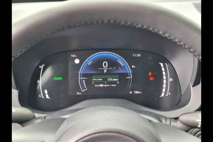 Toyota Yaris Cross 1.5 Hybrid 130pk Dynamic Comfort Pack| Dodehoek, Parkeersensoren, Stoel + Stuurverwarming