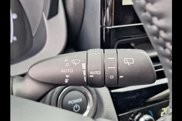 Toyota Yaris Cross 1.5 Hybrid 130pk Dynamic Comfort Pack| Dodehoek, Parkeersensoren, Stoel + Stuurverwarming