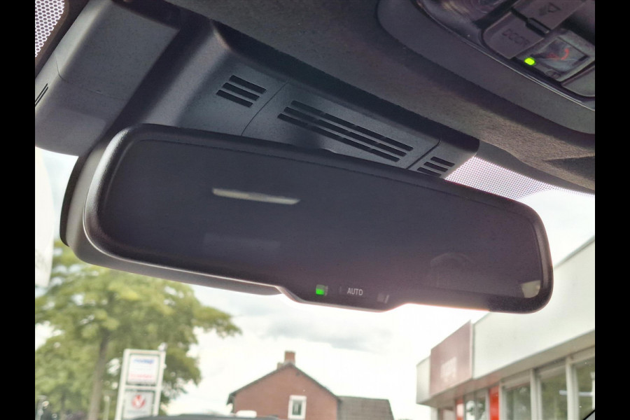 Toyota Yaris Cross 1.5 Hybrid 130pk Dynamic Comfort Pack| Dodehoek, Parkeersensoren, Stoel + Stuurverwarming