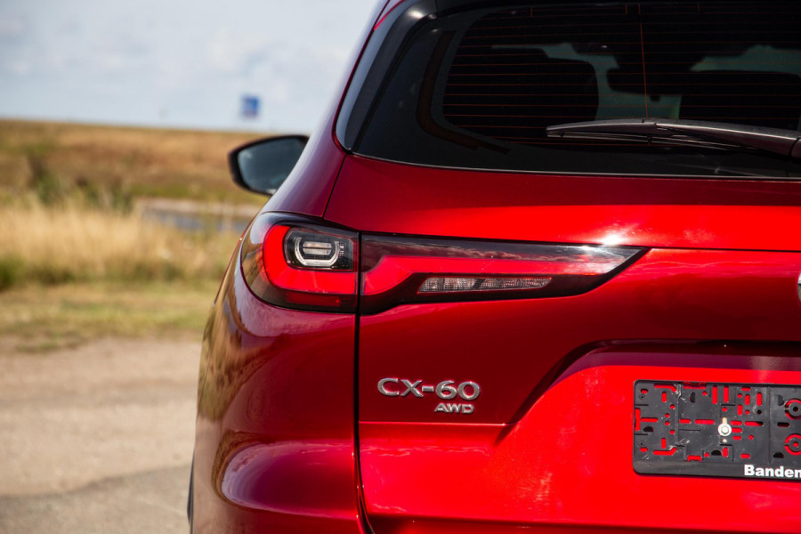 Mazda CX-60 2.5 e-SkyActiv PHEV Exclusive-Line CARPLAY / LEDER / ADAPTIVE CRUISE / NAVI / TREKHAAK