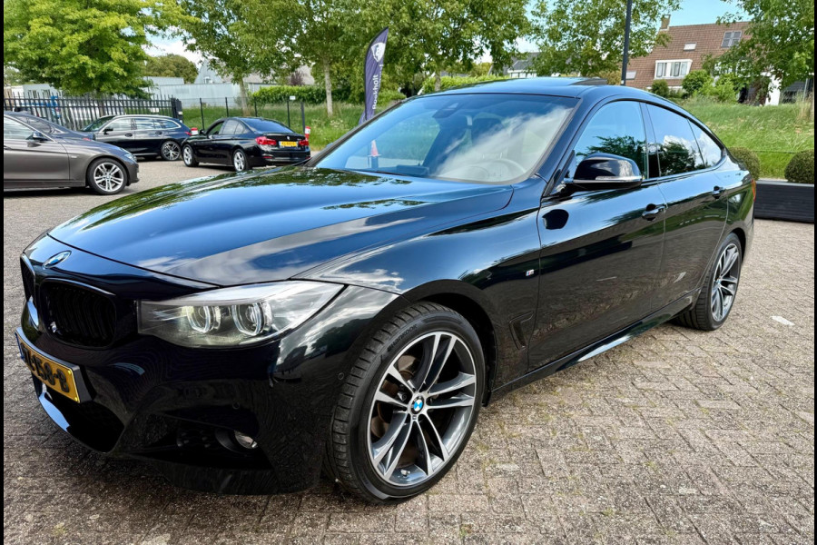 BMW 3-serie Gran Turismo 320i M-sport, Pano, Camera, HUD, HIFI (NL-auto, NAP, 2e eig.)