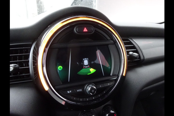 MINI Cooper 1.5 CHILI EDITION | NAVIGATIE | KEYLESS | LED | CRUISE | UNION JACK | APK 9-2027!!