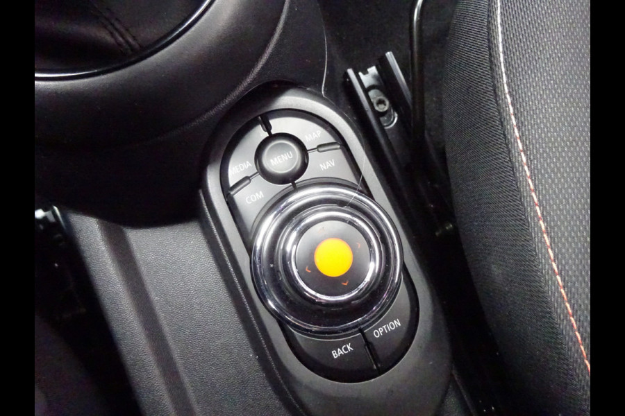 MINI Cooper 1.5 CHILI EDITION | NAVIGATIE | KEYLESS | LED | CRUISE | UNION JACK | APK 9-2027!!