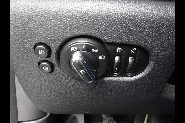 MINI Cooper 1.5 CHILI EDITION | NAVIGATIE | KEYLESS | LED | CRUISE | UNION JACK | APK 9-2027!!