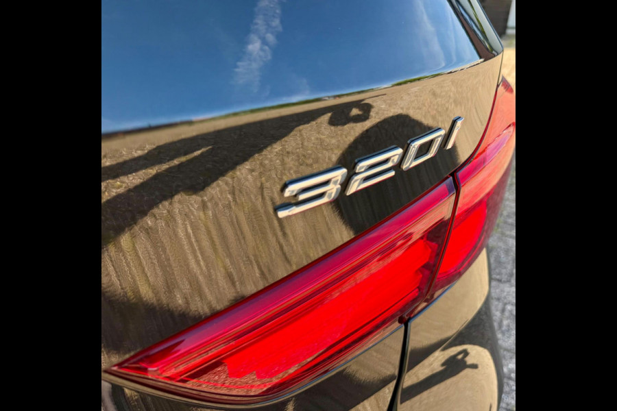 BMW 3-serie Gran Turismo 320i M-sport, Pano, Camera, HUD, HIFI (NL-auto, NAP, 2e eig.)
