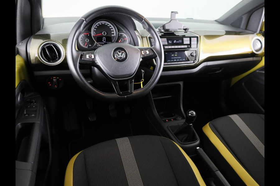 Volkswagen up! 1.0 TSI BMT high up! 90 PK | Panoramadak | 17 Inch | Cruise Control | Multistuurwiel
