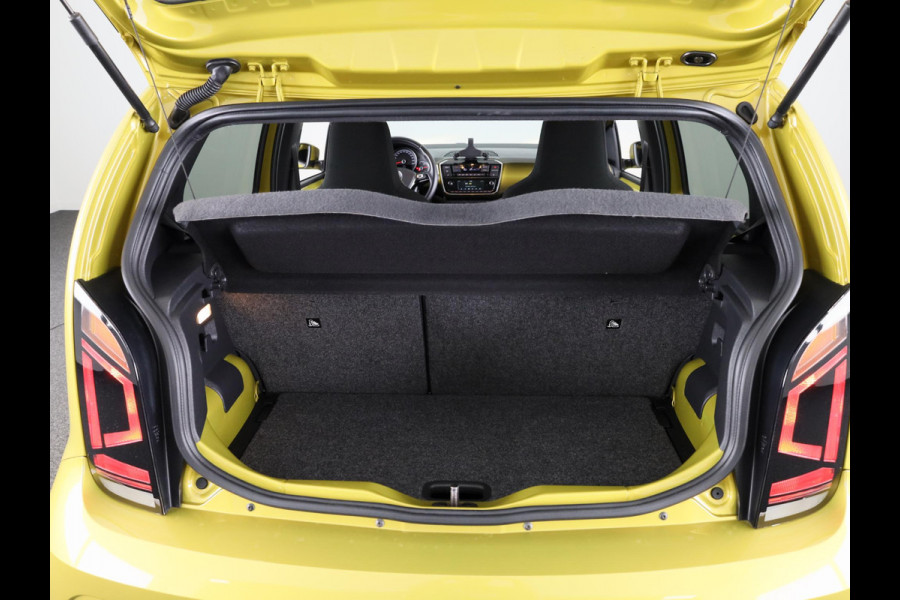 Volkswagen up! 1.0 TSI BMT high up! 90 PK | Panoramadak | 17 Inch | Cruise Control | Multistuurwiel