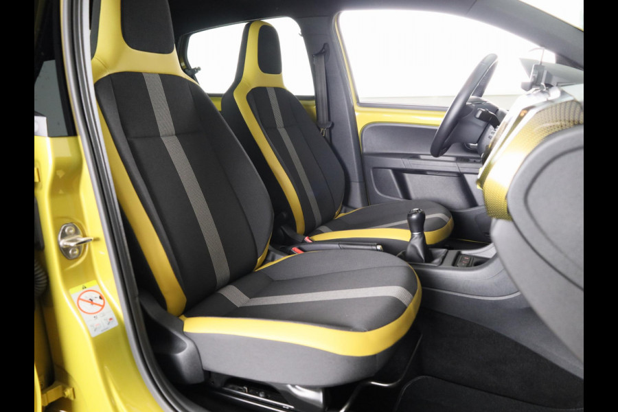 Volkswagen up! 1.0 TSI BMT high up! 90 PK | Panoramadak | 17 Inch | Cruise Control | Multistuurwiel