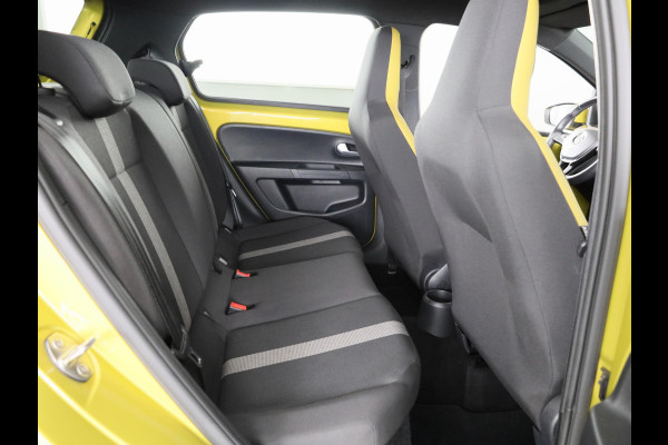 Volkswagen up! 1.0 TSI BMT high up! 90 PK | Panoramadak | 17 Inch | Cruise Control | Multistuurwiel