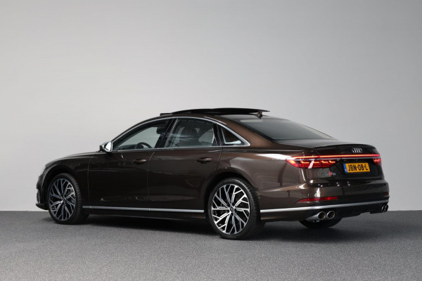 Audi S8 4.0 TFSI Quattro 571+PK BTW/ACHTERASBEST/KERAMISCH/B&O/SOFT/PANO/LEDER+MASSAGE/21" LMV/360 CAM/ACC/ECC/12 MND GARANTIE!