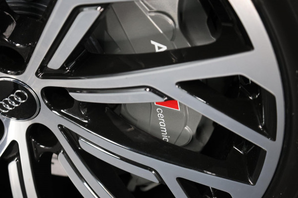 Audi S8 4.0 TFSI Quattro 571+PK BTW/ACHTERASBEST/KERAMISCH/B&O/SOFT/PANO/LEDER+MASSAGE/21" LMV/360 CAM/ACC/ECC/12 MND GARANTIE!