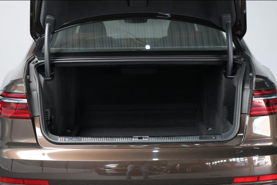 Audi S8 4.0 TFSI Quattro 571+PK BTW/ACHTERASBEST/KERAMISCH/B&O/SOFT/PANO/LEDER+MASSAGE/21" LMV/360 CAM/ACC/ECC/12 MND GARANTIE!