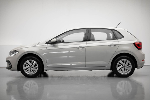 Volkswagen Polo 1.0 TSI Highline |Carplay|Park. sensoren|Stoelverwarming|
