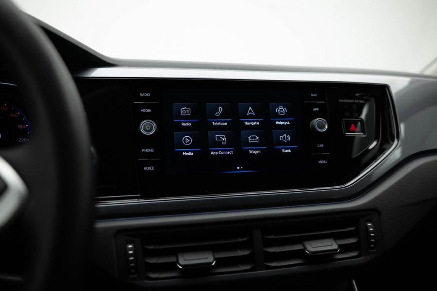Volkswagen Polo 1.0 TSI Highline |Carplay|Park. sensoren|Stoelverwarming|