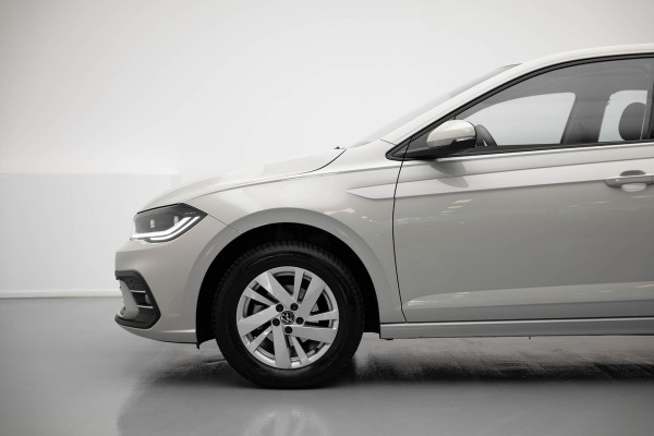 Volkswagen Polo 1.0 TSI Highline |Carplay|Park. sensoren|Stoelverwarming|